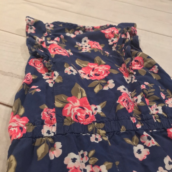 8/$25 Carter’s Navy Flower Ruffle Romper 2T - Picture 11 of 16